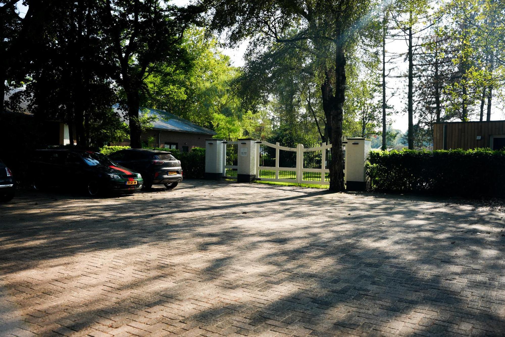 The Lodge Bed & Wellness Oisterwijk Sauna, Jacuzzi, Luxury Moergestel المظهر الخارجي الصورة