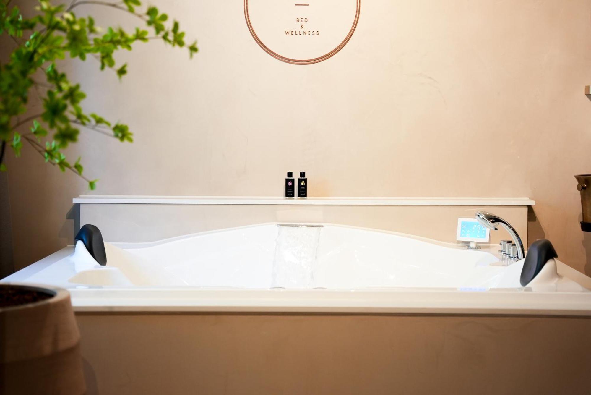 The Lodge Bed & Wellness Oisterwijk Sauna, Jacuzzi, Luxury Moergestel المظهر الخارجي الصورة